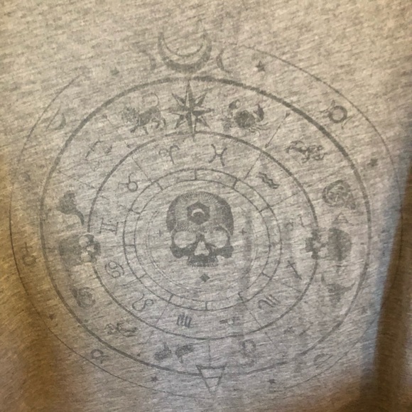 Astrology Circle T-shirt - Picture 2 of 2